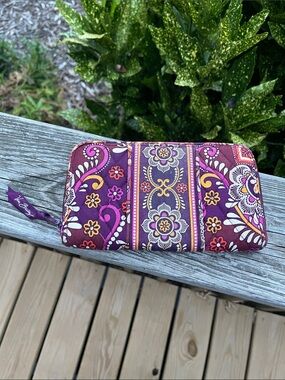 Vera Bradley Safari Sunset accordion wallet